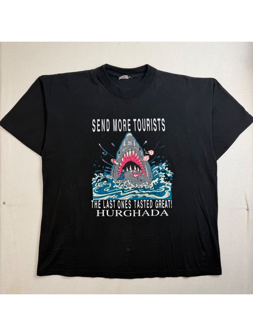 Vintage Tourist Shark Joke Tee Men's XL
